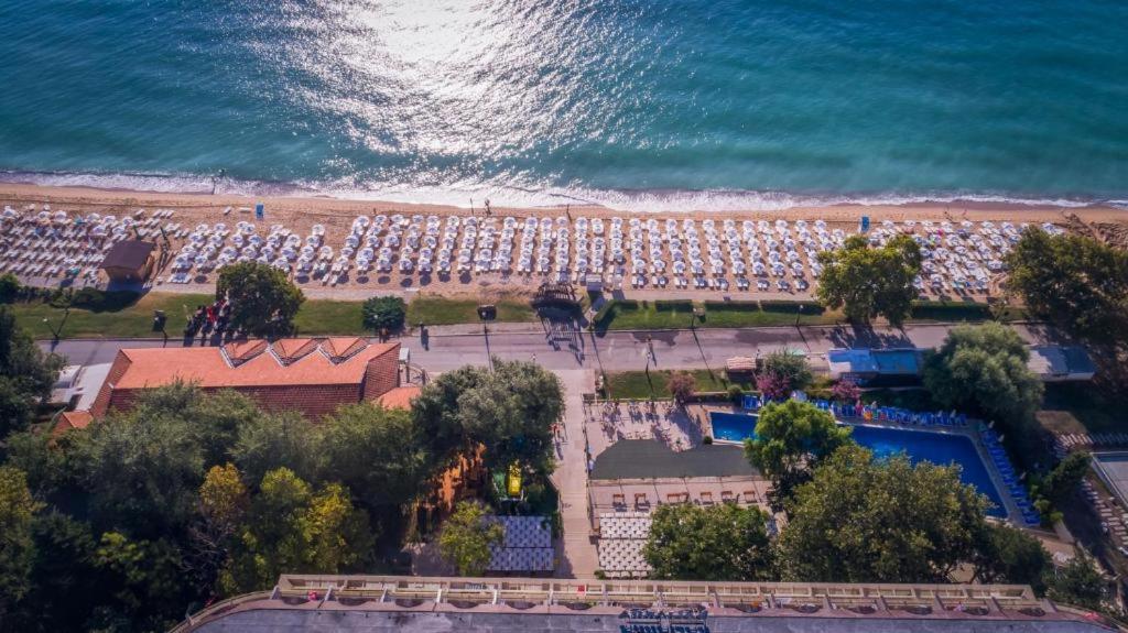Hotel VEMARA BEACH